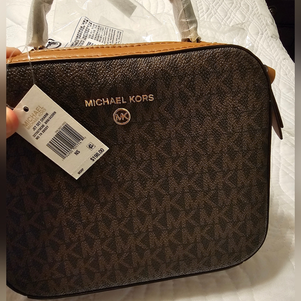 Michael Kors jet set charm purse